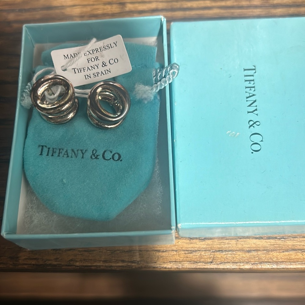 Tiffany & Co. Elsa Peretti silver cufflinks.